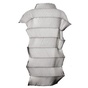 pleated short sleeved shirt