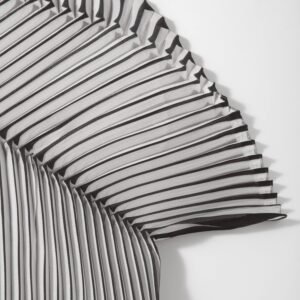 pleated short sleeved shirt