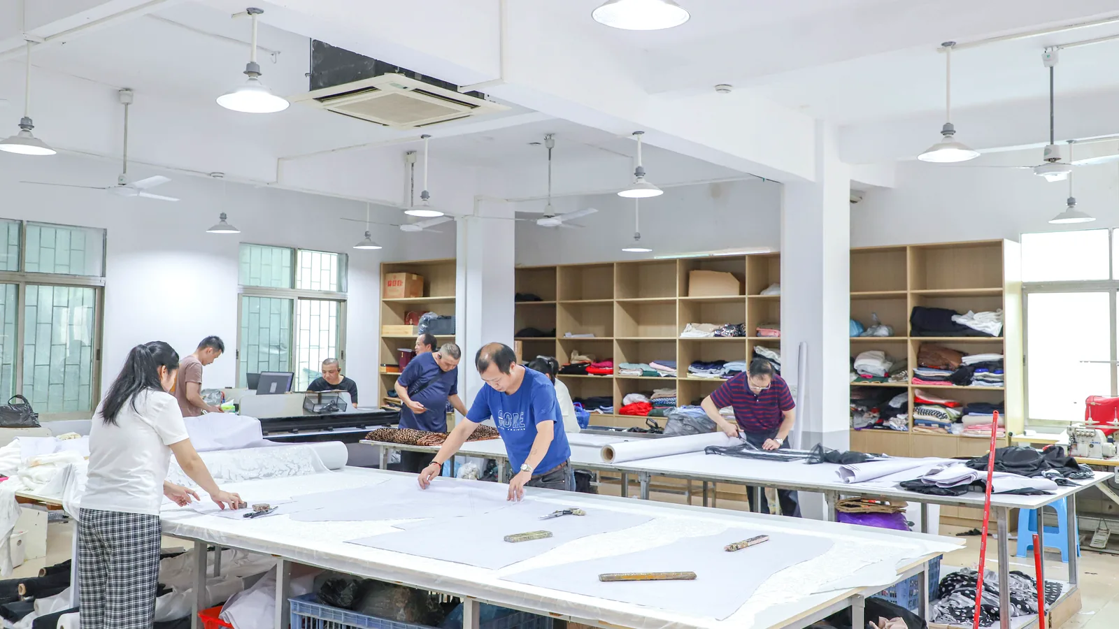 Shengfu garment factory pattern making and dress sample development